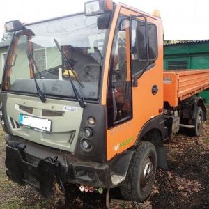 foto 4x4 hák 6.5t komunál BU200 +ZIMA sypač kontejner Bucher